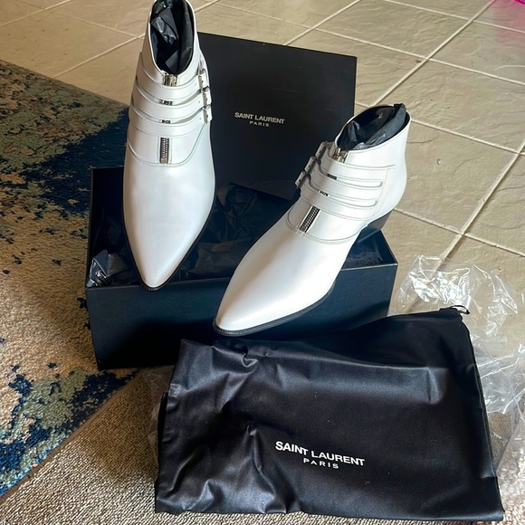 Size 45 (U.S. size 12) - Picture 1 of 4
